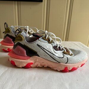 Nike React Vision Running Sneaker Summit White Siren Red